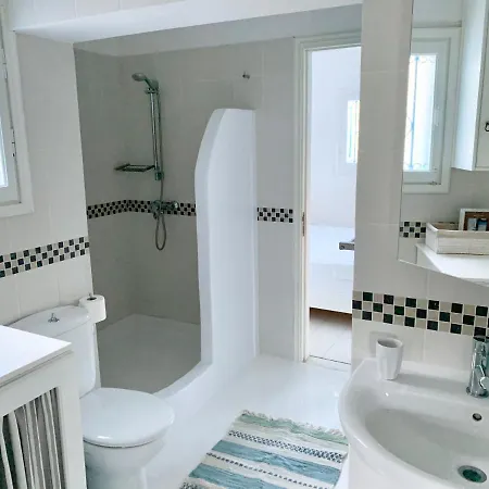 Villa Kastelli Blu Sea - Luxury Waterfront Designer