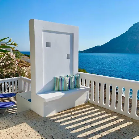 Kastelli Blu Sea - Luxury Waterfront Designer Villa *