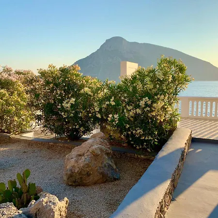 Kastelli Blu Sea - Luxury Waterfront Designer Villa Kálymnos